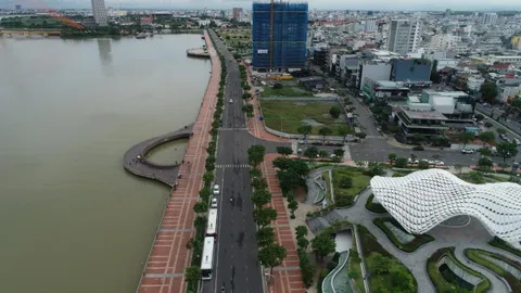 Toàn cảnh phố đi bộ ven sông Hàn và du lịch về đêm ở Đà Nẵng