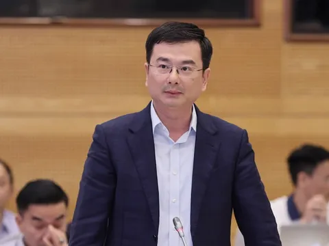 Tăng trưởng tín dụng chậm, âm, Phó Thống đốc lý giải bất ngờ