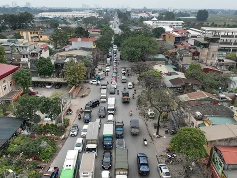 Nâng cấp đường 70, giải quyết điểm nóng ùn tắc Xa La, viện K3 Tân Triều